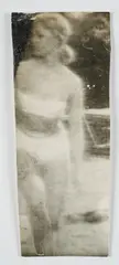 Ohne Titel by Miroslav Tichý, Überarbeiteter Gelatinesilberbzug, sold Nov 2025