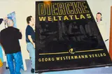 Peter Zimmermann, Ohne Titel (Diercke Weltatlas), Um 2000, Acryl auf Velin auf Leinwand