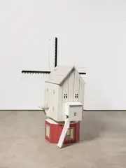 Andreas Slominski, Fortuna, 1996, Holz und Metall