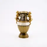 Jubiläumsvase anlässlich des Besuchs des Sha von Persien by Nymphenburg, 1977, Porzellan, farbig staffiert, reich gold dekoriert, sold May 2025