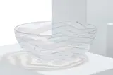 Ercole Barovier, Schale 'A spina', 1958, Farbloses Glas mit aufgeschmolzenen milchig weißen, leicht opaleszenten Plättchen und dunkelvioletten Fäden