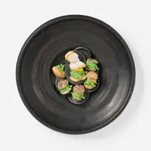 David Gilhooly, Diet Frog Platter, 2009, glazed and painted earthenware, mixed media