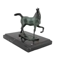 Heriberto Juárez, Untitled, Escultura en bronce