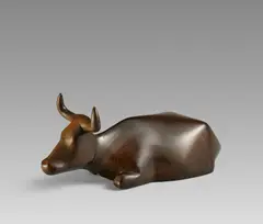 Ewald Mataré, Liegende Kuh mit erhobenem Kopf, Um 1925, Amaranth-Holz