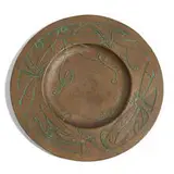 Carence Crafters, round plate with stylized dragonfly motif