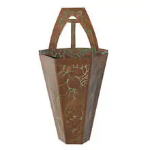 Carence Crafters, wall pocket with grapevine motif