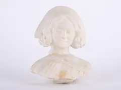 R. Calloni, Girl with a Hat, Early 20th century, Marble