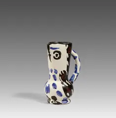 Pablo Picasso Ceramics, Small Owl Jug, 1955, Weißes Steingut, partiell farbig gefasst und glasiert