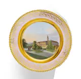 Kpm, Bildteller mit Ansicht vom Schloss in Weimar, Um 1832-1837, Porzellan, teilweise roséfarbener Fond, polychrom und gold staffiert