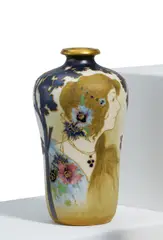 Amphora-Werke. Riessner, Vase mit Frauenprofil, Um 1902, '469', eingepresste Buchstaben, Malerzeichen (undeutlich)