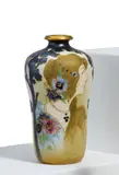 Amphora-Werke. Riessner, Vase mit Frauenprofil, Um 1902, '469', eingepresste Buchstaben, Malerzeichen (undeutlich)