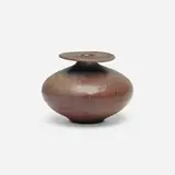 Gertrud and Otto Natzler, Round bottle with flange