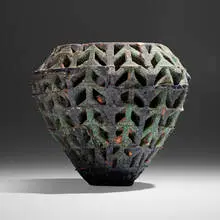 Karla Trinkley, Pinky, 1994, pâte de verre