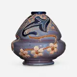 Avon Pottery, Vase with stylized flowers, c. 1905, glazed earthenware with squeeze-bag decoration