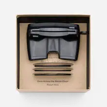 Robert Beck, One Across the Mason-Dixon, 2001, plastic, cardboard