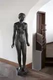 Georg Kolbe, Stehende Frau, 1915, Bronze mit schwarzbrauner Patina