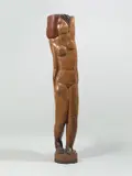Ossip Zadkine, Jeune fille à la cruche“ (auch: Die Wasserträgerin, Junges Mädchen mit Krug), 1920, Holz, teilweise farbig gefaßt. Höhe: 199 cm (78 ⅜ in.)