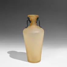 Pauly Compagnia, scavo vase, Italy