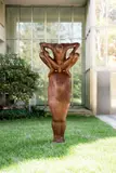 Antony Gormley, Bearing II, 1995, Eisenguss