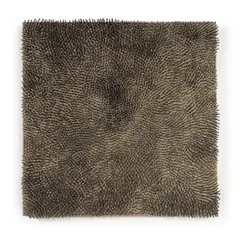 Günther Uecker, Kleines Feld, 1976, Nägel auf Leinwand auf Holzplatte