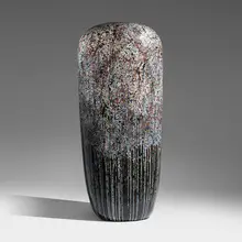 Jun Kaneko, Untitled (Dango), 2004, glazed stoneware