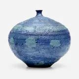 Beatrice Wood, Vase