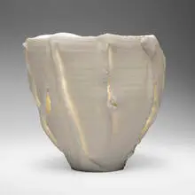 Rudolf Staffel, Light Gatherer, porcelain