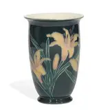Edward T. Hurley for Rookwood Pottery, porcelain vase with brightly colored daylilies
