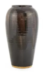 Ursula Mommens, Ursula Mommens (1908-2010) a stoneware vase