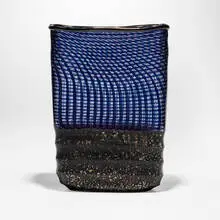 Tsuchida Yasuhiko, Vase, 2001, hand-blown glass