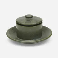 Arthur Eugene Baggs for Marblehead Pottery, Rare inkwell, 1908-20, glazed earthenware