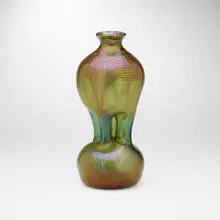 Early pulled-feather vase by attribution Tiffany Studios, c. 1895, hand-blown Favrile glass, sold Mar 2024