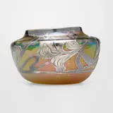 attribution Quezal, Decorated vase with silver overlay, c. 1910, hand-blown glass, sterling silver