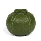 Grueby Faience Company, earthenware vase