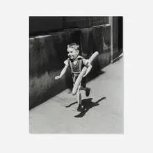 La Petite Parisien by Willy Ronis, gelatin silver print, sold Jan 2019