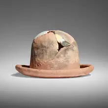 Robert Brady, Hat, 1976, sawdust-fired earthenware, stain, colored engobe