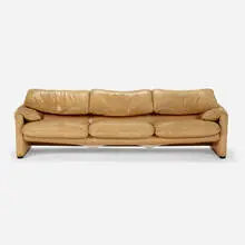 Vico Magistretti, Maralunga sofa, 1973, leather, plastic