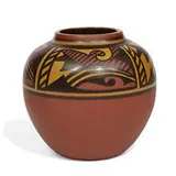 Bentonite vase by Laurence Alice Jasper for University of North Dakota (Und) School of Mines, sold Jun 2021