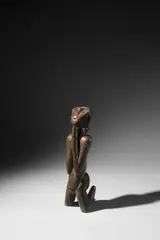 Karl Schmidt-Rottluff, Bronzefigur einer kniend Betenden, 1922, Bronze mit rotbrauner Patina
