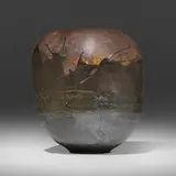 Toshiko Takaezu, Kazan (Closed Form)