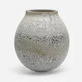 Adam Silverman, Vase