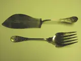 Tiffany & Co., A pair of siver fish servers,