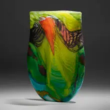 Noel Hart, Seychelles Parakeet, 2006, hand-blown glass