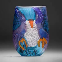 Noel Hart, Ultramarine Lory, 2006, hand-blown glass
