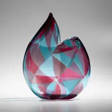 Dorothy Hafner, Burmese Puffer, 1995, blown mosaic glass