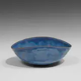 folded bowl by Gertrud and Otto Natzler, sold May 2021