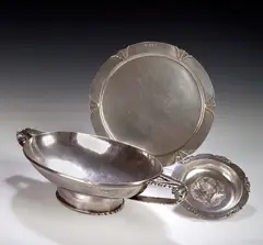 John Finlayson Laing, A small siver dish,