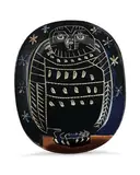 Pablo Picasso, Bright owl, 1955, Rectangular dish of white earthenware clay, decoration in engobes engraved by knife under glaze