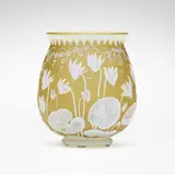 Thomas Webb & Sons, Exceptional vase with cyclamen, c. 1895, acid-etched and wheel-carved cameo glass