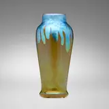 Alexander Joseph von Steuben, Vase, c. 1925, hand-blown Blue Aurene over Yellow Jade glass